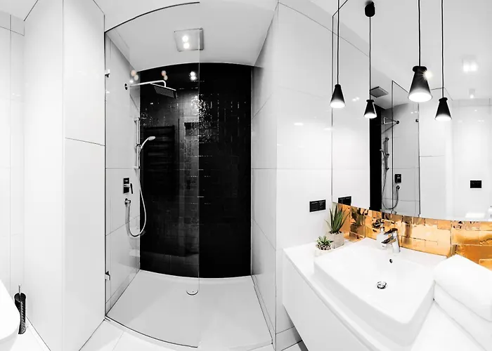 Apartment Homely Place Casa Verona - Stary Rynek - Parking Posen