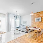 Apartamenty Homely Place Casa Verona - Stary Rynek - Parking * Poznan