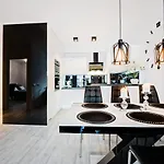 Apartamenty Homely Place Casa Verona - Stary Rynek - Parking Poznan