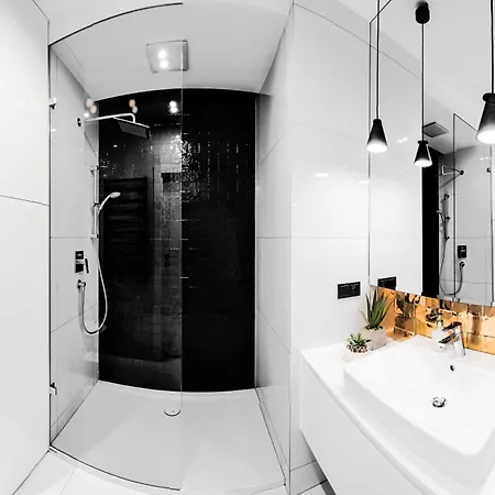 شقة Homely Place Casa Verona - Stary Rynek - Parking بوزنان