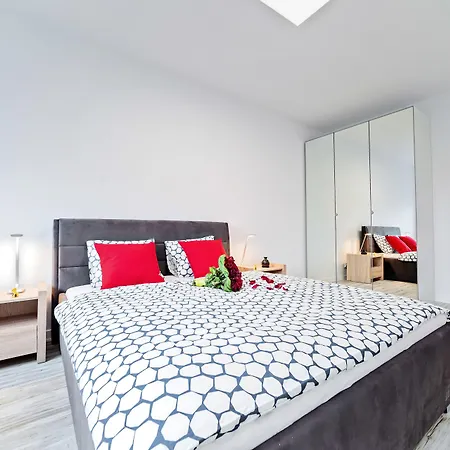 شقة Homely Place Casa Verona - Stary Rynek - Parking بوزنان