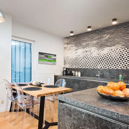 Homely Place Casa Verona - Stary Rynek - Parking Πόζναν