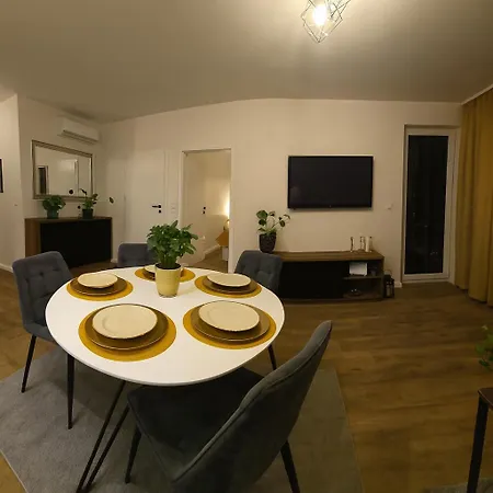 Homely Place Casa Verona - Stary Rynek - Parking شقة
